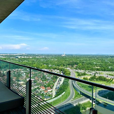 Luxury Penthouse I Rooftop Pool I Self Check-In ウィーン エクステリア 写真